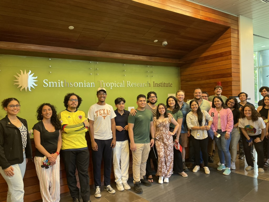 Metabolomics workshop participants group photo Panama 2023